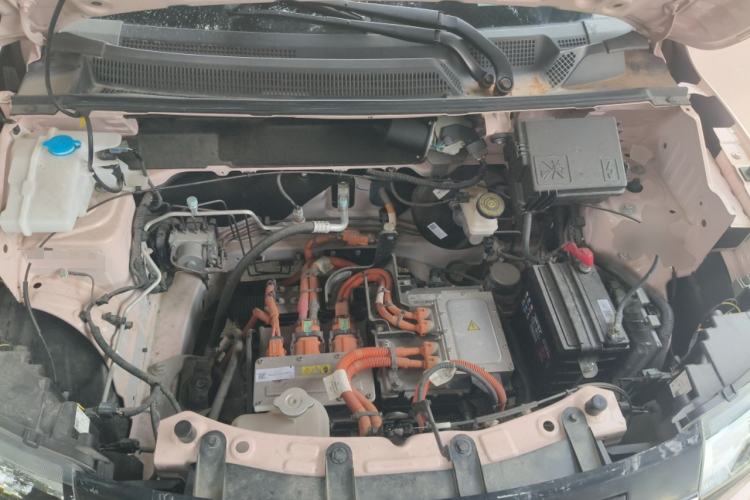 Used Dongfeng NAMMI BOX 2022 Chasing Wind Edition 351KM Standard Model Engine Bay