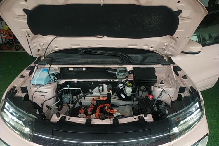 Used Dongfeng NAMMI BOX 2022 Chasing Wind Edition 331KM Advanced Model Engine Bay