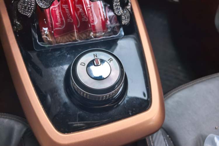 Used Dongfeng NAMMI BOX 2022 Light Wind Edition 201KM Advanced Model Gear Lever