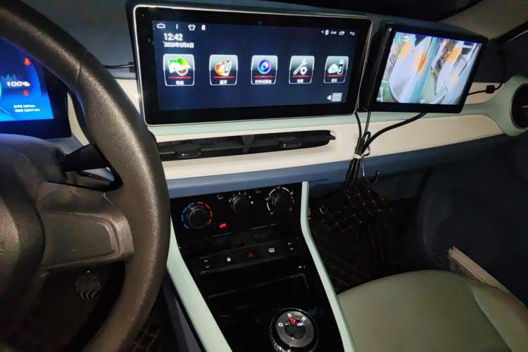 Used Dongfeng NAMMI BOX 2022 Light Wind Edition 201KM Advanced Model Audio And AC Panel