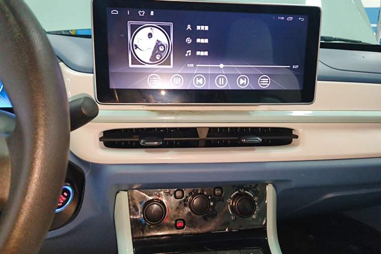 Used Dongfeng NAMMI BOX 2022 Light Wind Edition 201KM Lightning Model Audio And AC Panel