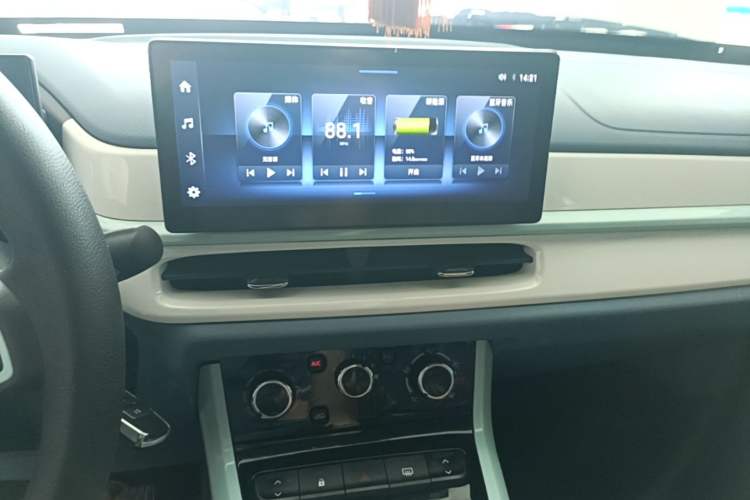 Used Dongfeng NAMMI BOX 2022 Chasing Wind Edition 351 km Advanced Model Audio And AC Panel