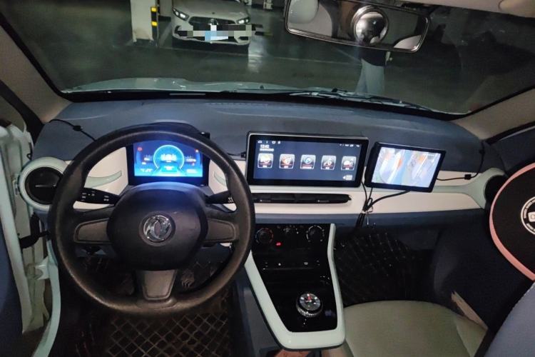 Used Dongfeng NAMMI BOX 2022 Light Wind Edition 201KM Advanced Model Center Console