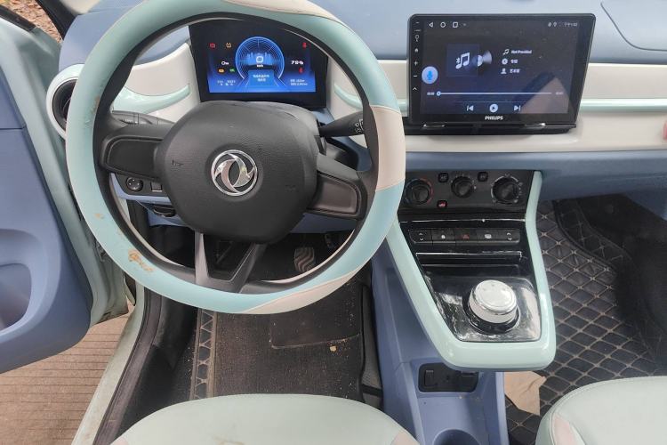 Used Dongfeng NAMMI BOX 2022 Champion Edition Light Wind Version 201KM Standard Model Center Console