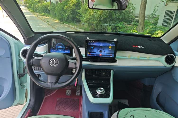 Used Dongfeng NAMMI BOX 2022 Chasing Wind Edition 331 km Standard Model Center Console