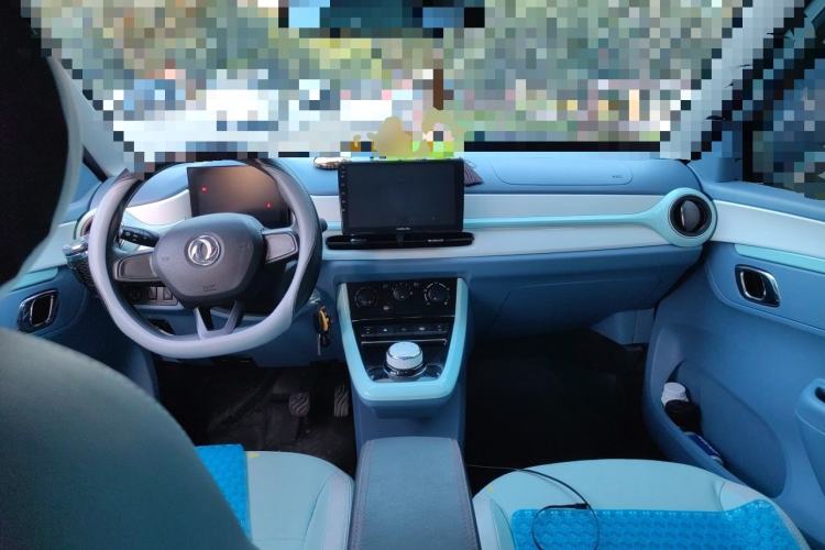 Used Dongfeng NAMMI BOX 2022 Revised Light Wind Edition 201 km Standard Version Center Console