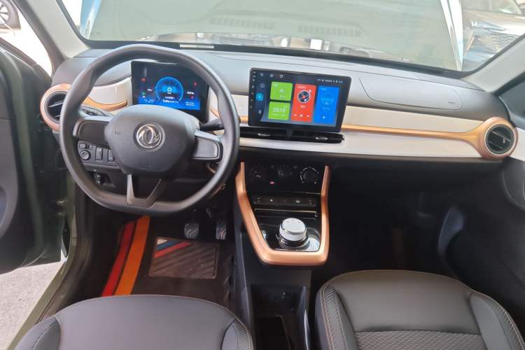 Used Dongfeng NAMMI BOX 2022 Champion Edition Light Wind Version 201KM Standard Model Center Console