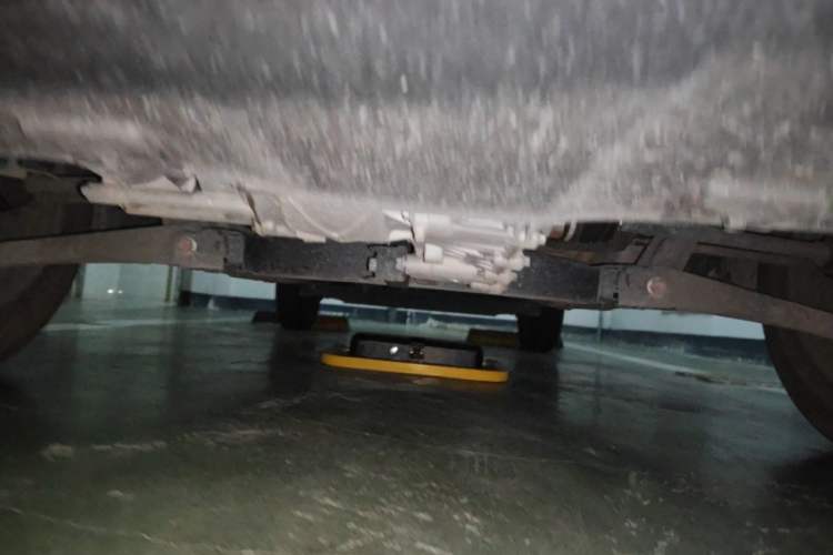 Used Dongfeng NAMMI BOX 2022 Light Wind Edition 201KM Advanced Model Chassis Front