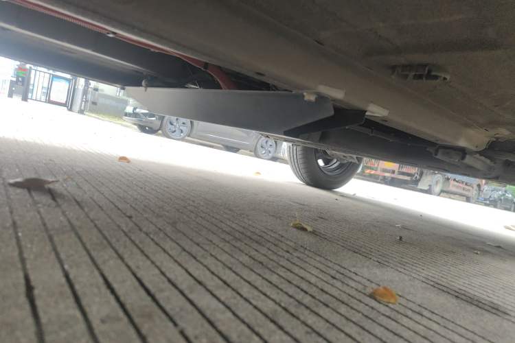 Used Dongfeng NAMMI BOX 2022 Champion Edition Light Wind Version 201KM Standard Model Chassis Front Left