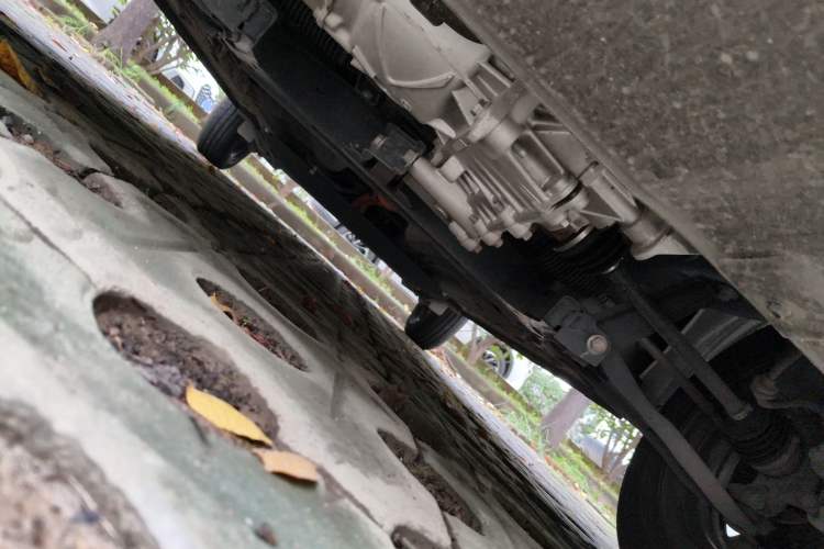 Used Dongfeng NAMMI BOX 2022 Chasing Wind Edition 331 km Standard Model Chassis Front