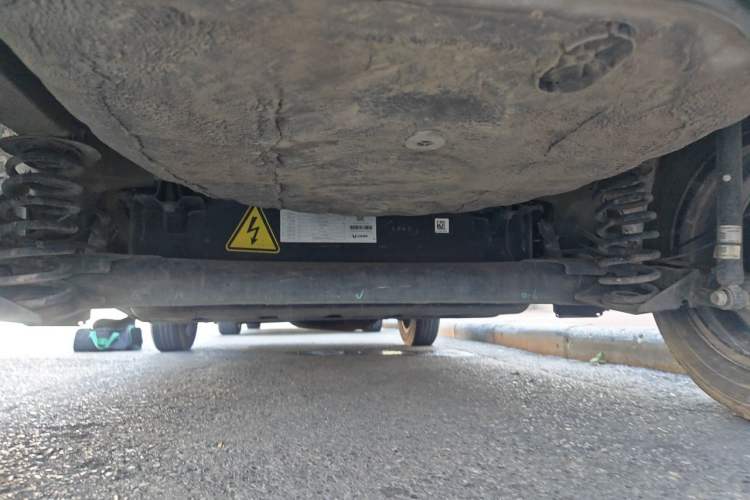 Used Dongfeng NAMMI BOX 2022 Chasing Wind Edition 331KM Advanced Model Chassis Rear
