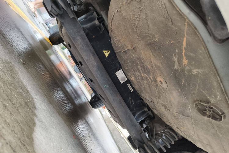 Used Dongfeng NAMMI BOX 2022 Revised Light Wind Edition 201 km Standard Version Chassis Rear
