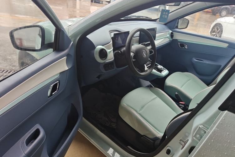 Used Dongfeng NAMMI BOX 2022 Chasing Wind Edition 351 km Advanced Model Driver Seat