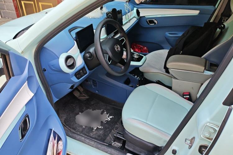 Used Dongfeng NAMMI BOX 2022 Chasing Wind Edition 331KM Advanced Model Driver Seat