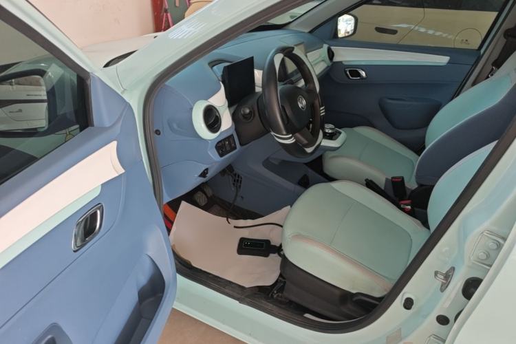 Used Dongfeng NAMMI BOX 2022 Chasing Wind Edition 331 km Standard Model Driver Seat