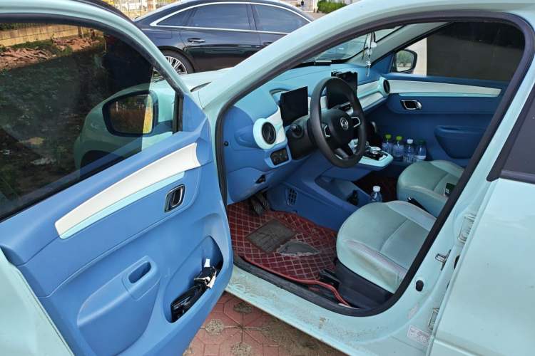 Used Dongfeng NAMMI BOX 2022 Chasing Wind Edition 351 km Advanced Model Driver Seat