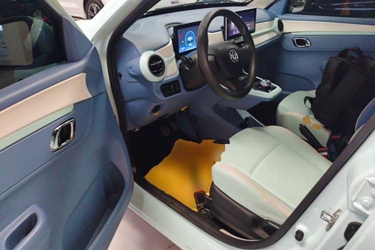 Used Dongfeng NAMMI BOX 2022 Light Wind Edition 201KM Lightning Model Driver Seat