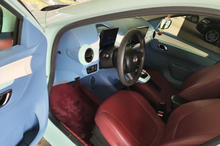 Used Dongfeng NAMMI BOX 2022 Chasing Wind Edition 331 km Standard Model Driver Seat