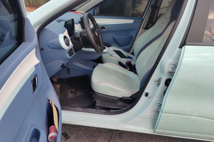 Used Dongfeng NAMMI BOX 2022 Chasing Wind Edition 331 km Standard Model Driver Seat