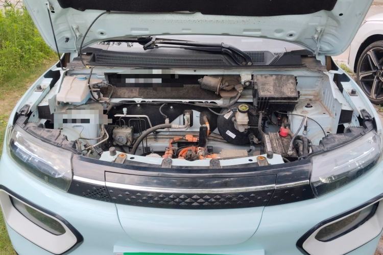 Used Dongfeng NAMMI BOX 2022 Chasing Wind Edition 331 km Standard Model Engine Bay