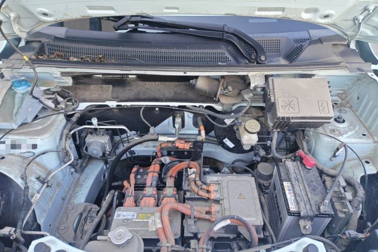 Used Dongfeng NAMMI BOX 2022 Chasing Wind Edition 331KM Advanced Model Engine Bay