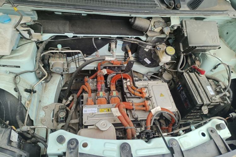 Used Dongfeng NAMMI BOX 2022 Revised Light Wind Edition 201 km Standard Version Engine Bay