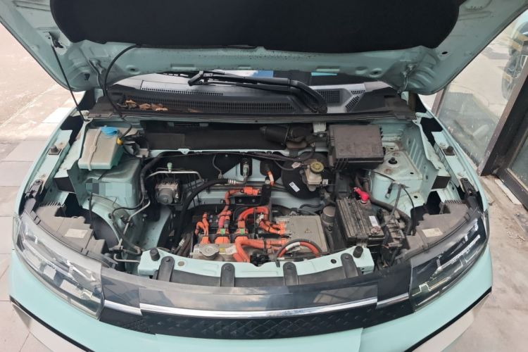 Used Dongfeng NAMMI BOX 2022 Chasing Wind Edition 331 km Standard Model Engine Bay
