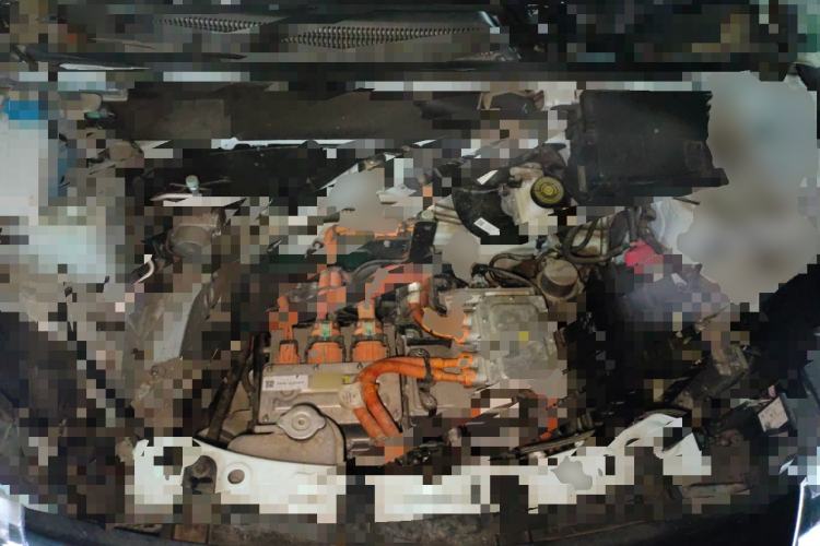 Used Dongfeng NAMMI BOX 2022 Revised Light Wind Edition 201 km Standard Version Engine Bay