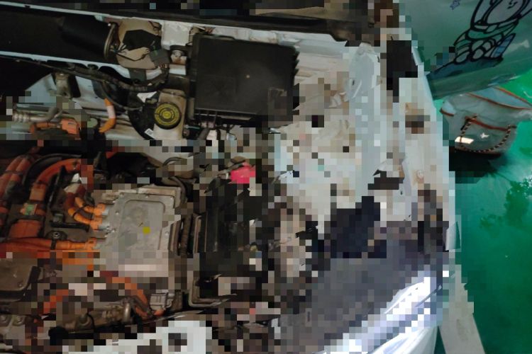 Used Dongfeng NAMMI BOX 2022 Revised Light Wind Edition 201 km Standard Version Engine Bay Left