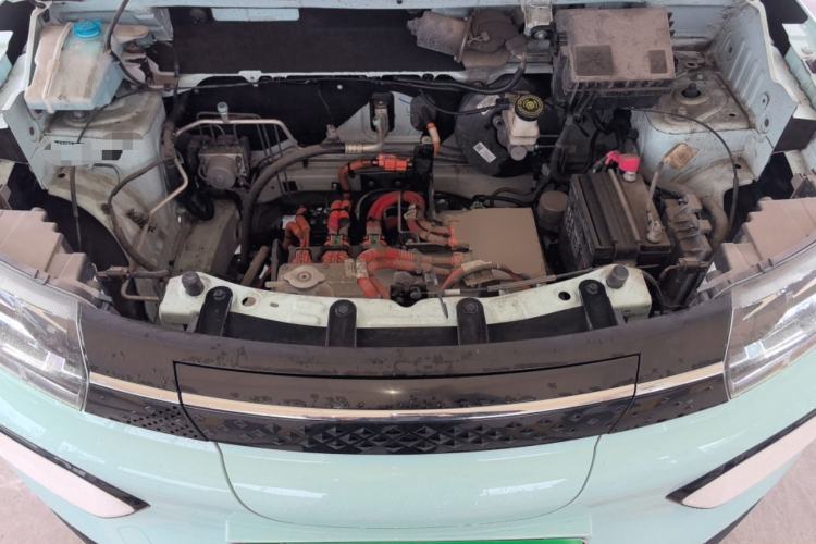 Used Dongfeng NAMMI BOX 2022 Revised Light Wind Edition 201 km Standard Version Engine Bay