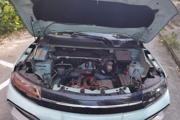 Used Dongfeng NAMMI BOX 2022 Chasing Wind Edition 351 km Advanced Model Engine Bay