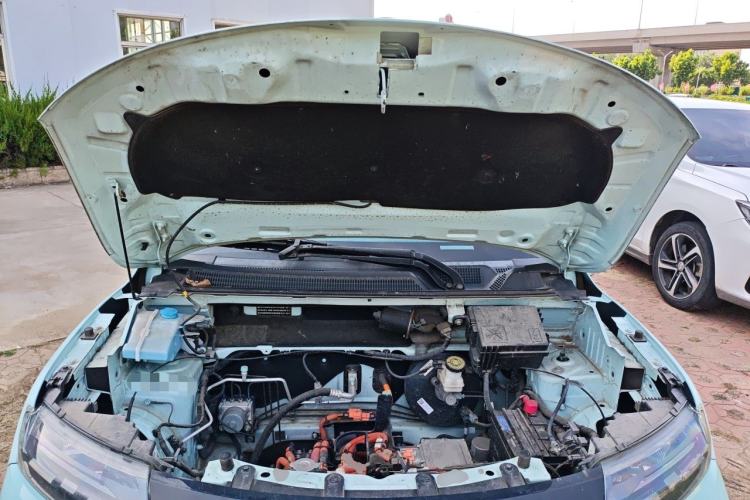 Used Dongfeng NAMMI BOX 2022 Chasing Wind Edition 351 km Advanced Model Engine Bay