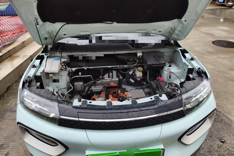 Used Dongfeng NAMMI BOX 2022 Revised Light Wind Edition 201 km Standard Version Engine Bay
