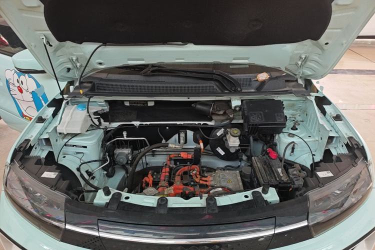 Used Dongfeng NAMMI BOX 2022 Chasing Wind Edition 331 km Standard Model Engine Bay