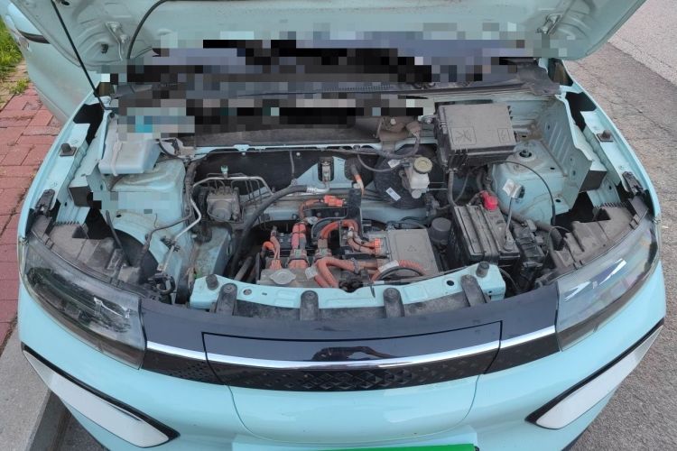 Used Dongfeng NAMMI BOX 2022 Revised Light Wind Edition 201 km Standard Version Engine Bay