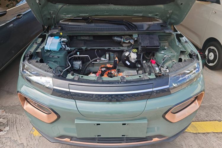 Used Dongfeng NAMMI BOX 2022 Champion Edition Light Wind Version 201KM Standard Model Engine Bay