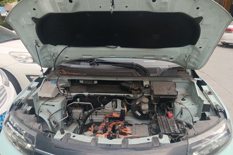 Used Dongfeng NAMMI BOX 2022 Chasing Wind Edition 351 km Advanced Model Engine Bay