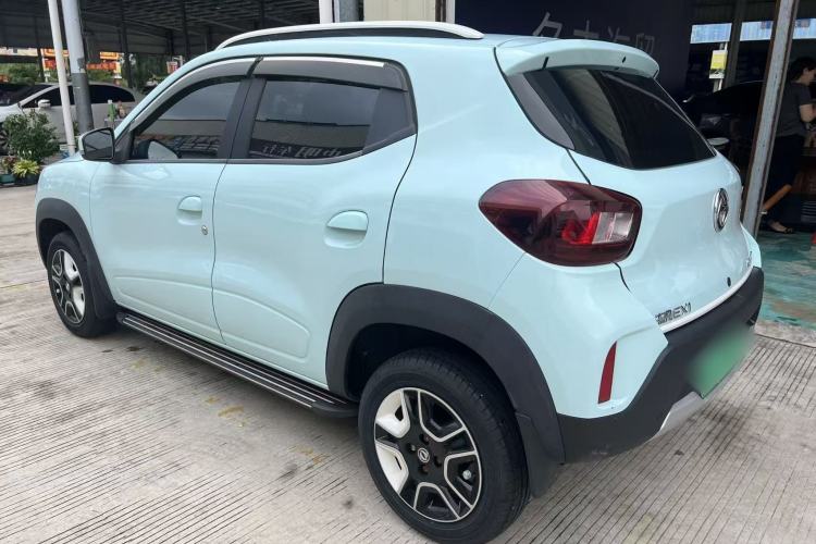 Used Dongfeng NAMMI BOX 2022 Light Wind Edition 201KM Lightning Model Exterior 2