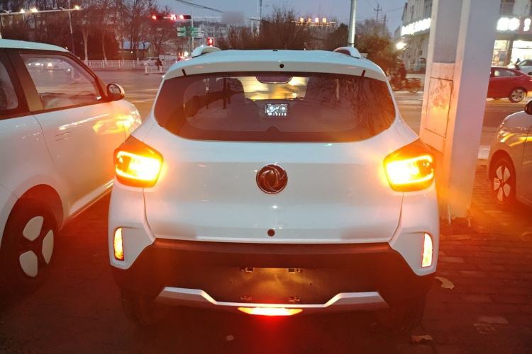 Used Dongfeng NAMMI BOX 2022 Revised Light Wind Edition 201 km Standard Version Exterior 4