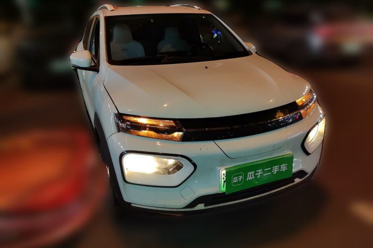 Used Dongfeng NAMMI BOX 2022 Chasing Wind Edition 351 km Advanced Model Front Right 45 Deg