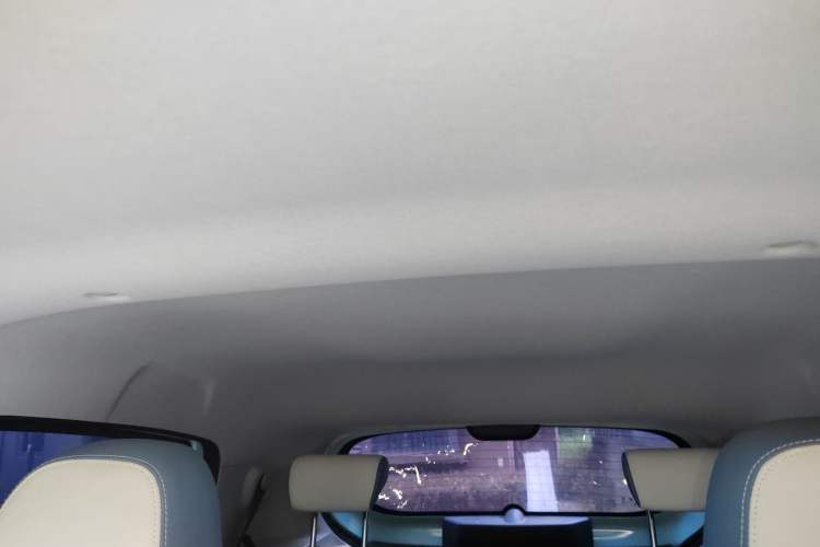 Used Dongfeng NAMMI BOX 2022 Chasing Wind Edition 331 km Standard Model Headliner