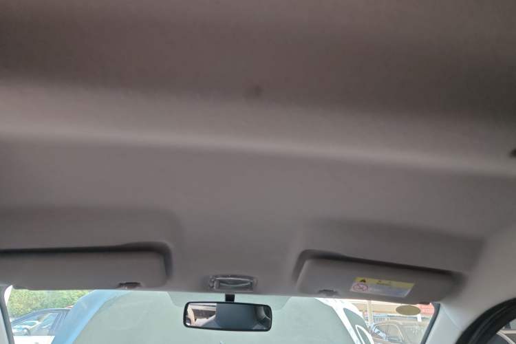 Used Dongfeng NAMMI BOX 2022 Champion Edition Light Wind Version 201KM Standard Model Headliner
