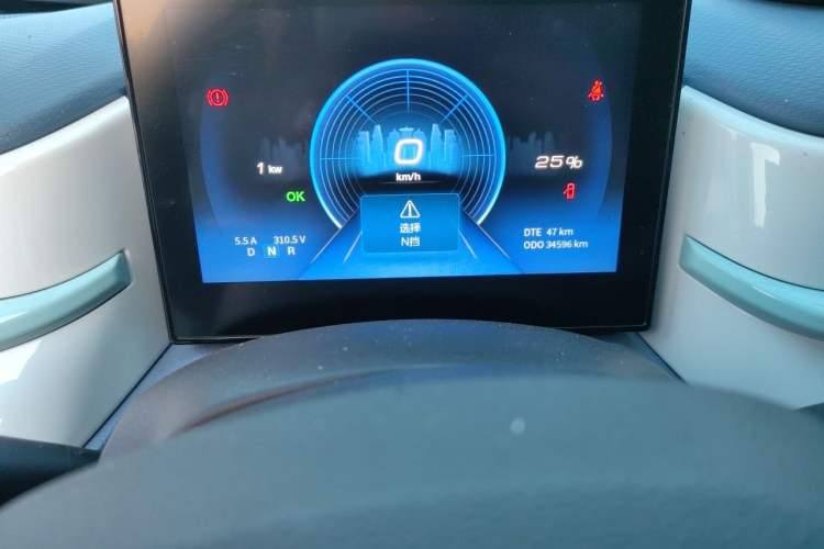 Used Dongfeng NAMMI BOX 2022 Revised Light Wind Edition 201 km Standard Version Instrument Cluster