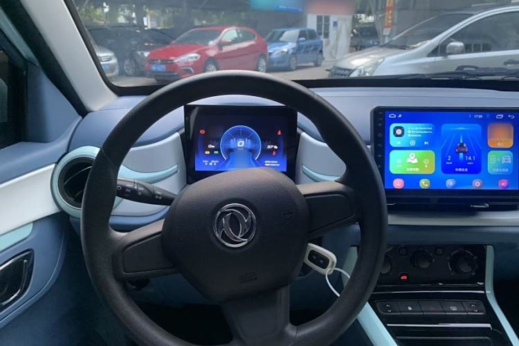 Used Dongfeng NAMMI BOX 2022 Chasing Wind Edition 331 km Standard Model Interior 1