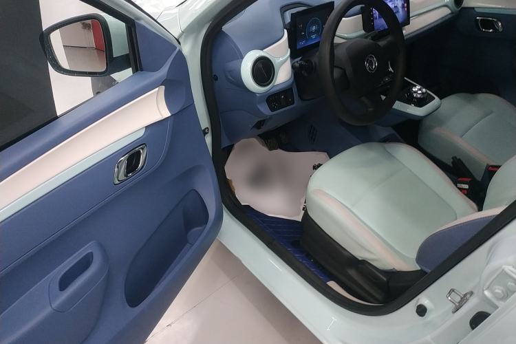 Used Dongfeng NAMMI BOX 2022 Chasing Wind Edition 331 km Standard Model Interior 3