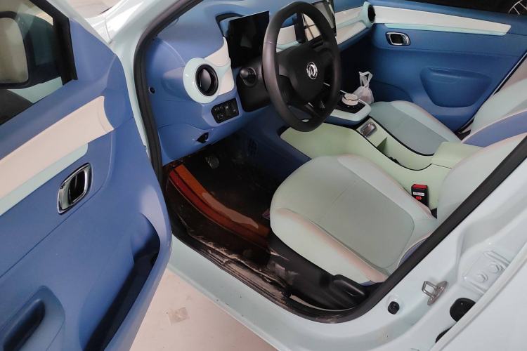 Used Dongfeng NAMMI BOX 2022 Revised Light Wind Edition 201 km Standard Version Interior 3