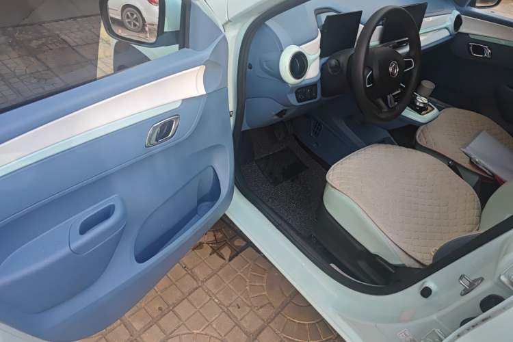 Used Dongfeng NAMMI BOX 2022 Chasing Wind Edition 331KM Advanced Model Interior 3