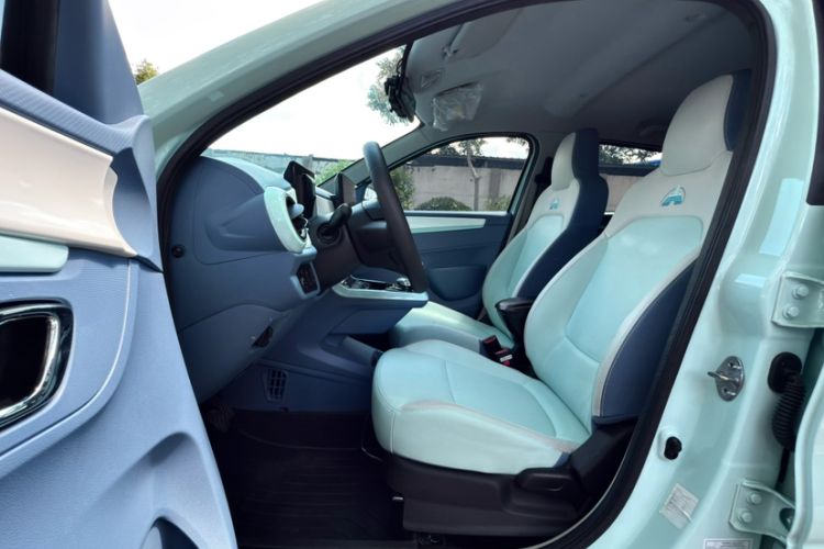 Used Dongfeng NAMMI BOX 2022 Chasing Wind Edition 331KM Advanced Model Interior 4