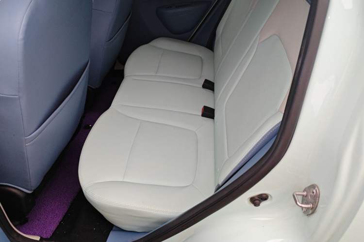 Used Dongfeng NAMMI BOX 2022 Chasing Wind Edition 331KM Advanced Model Interior 4