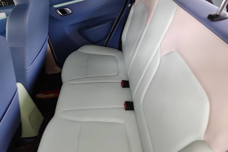Used Dongfeng NAMMI BOX 2022 Revised Light Wind Edition 201 km Standard Version Interior 4